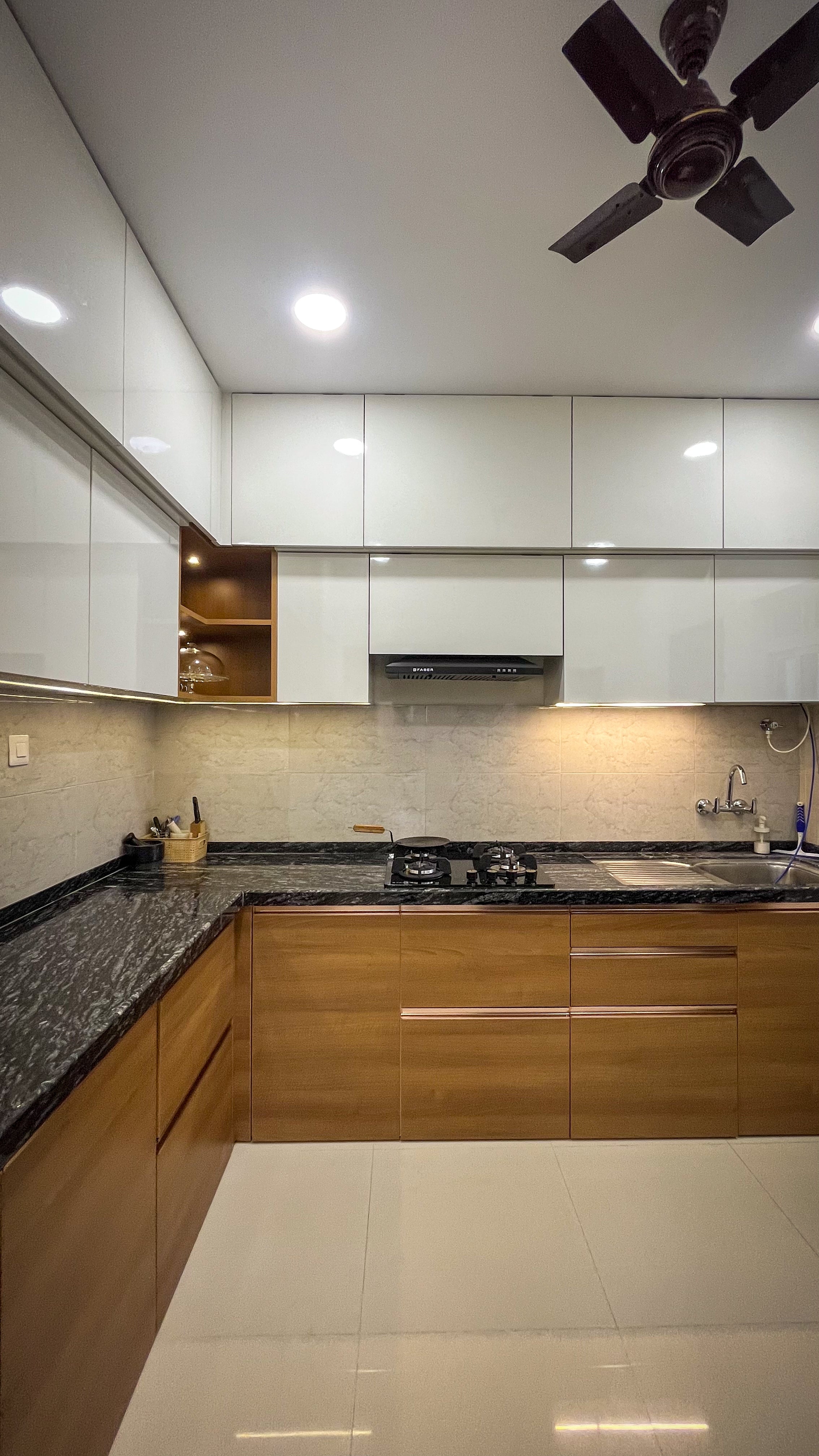 Avadh – A Modern 2 BHK Residence by Mohite &amp; Associates