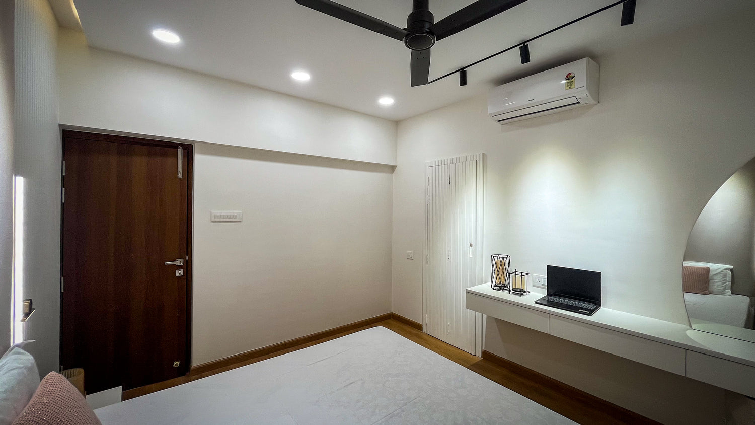 Avadh – A Modern 2 BHK Residence by Mohite &amp; Associates