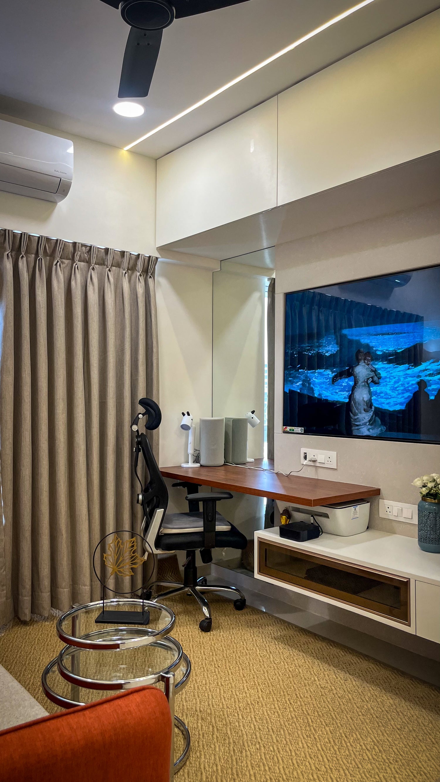 Avadh – A Modern 2 BHK Residence by Mohite &amp; Associates